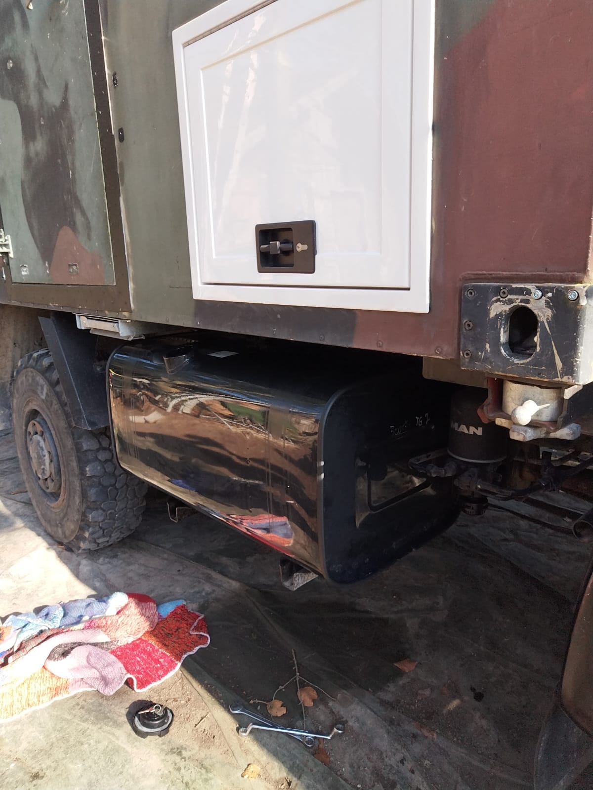 Umbaubeispiele Tank 300 l - MAN VW G 90 bekommt neuen Tank